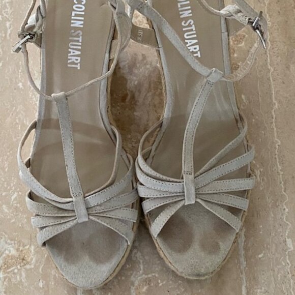 Ladies shoes - Picture 2 of 3